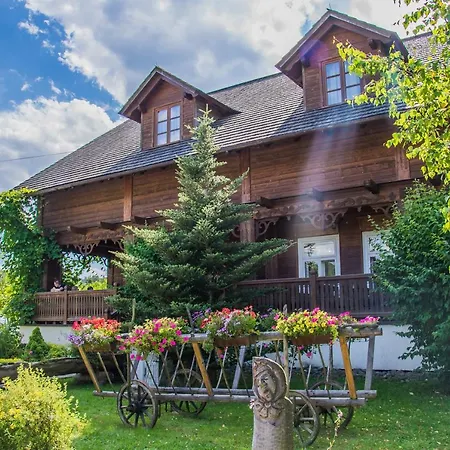 Goscinna Chata Hotel 3*