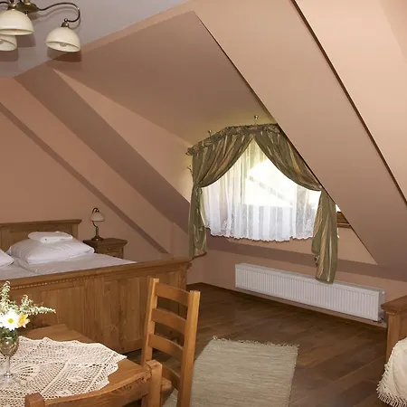 Hotel Goscinna Chata Wysowa-Zdrój